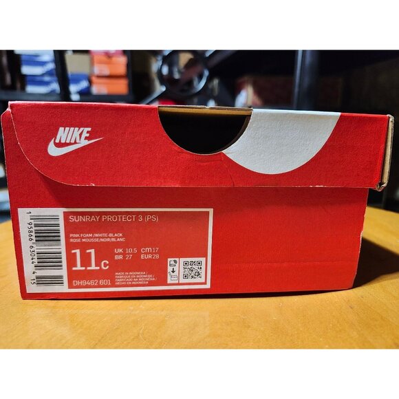 11C nike watershoes pink foam - Picture 3 of 4